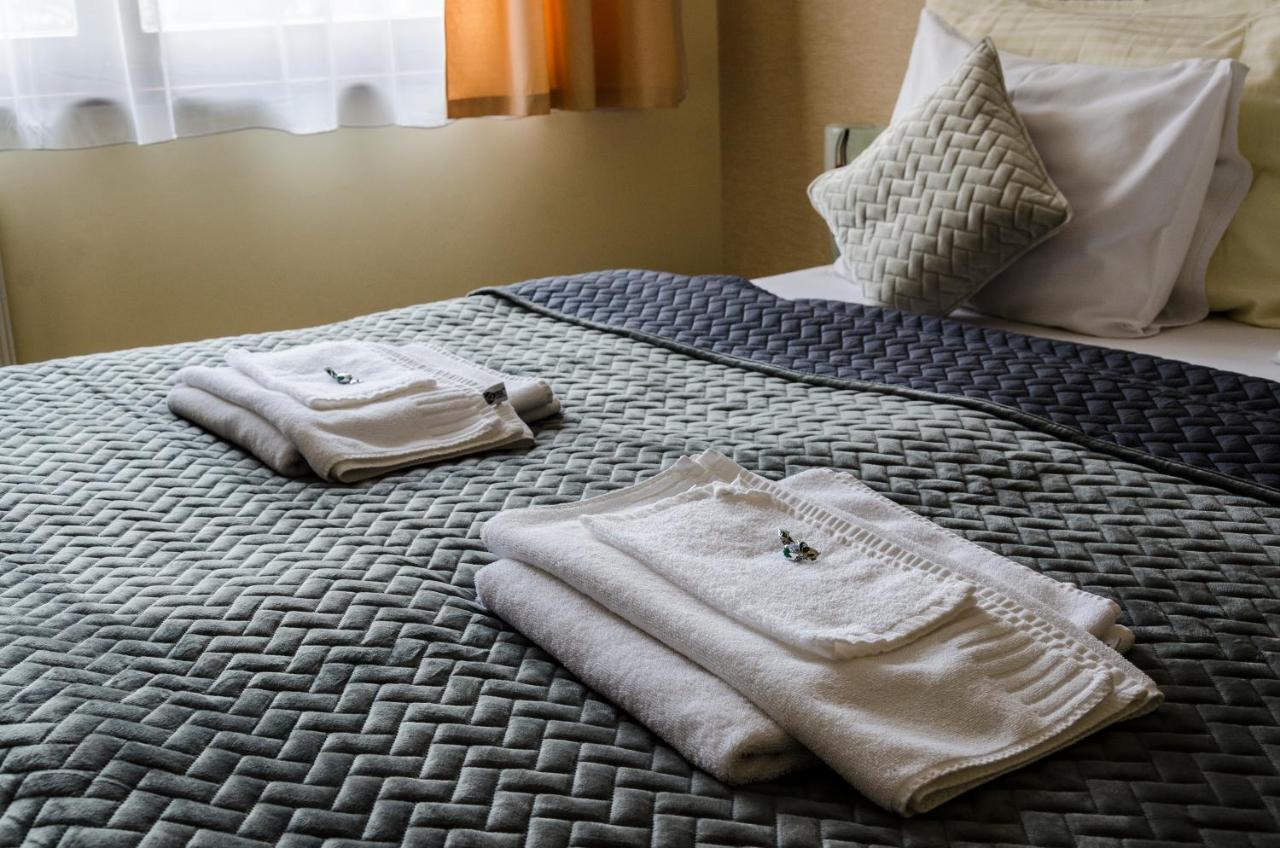 Hotel Rokoko Кошице Экстерьер фото